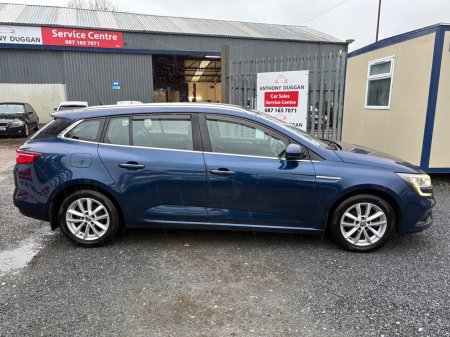 2017 Renault Megane - photo 2