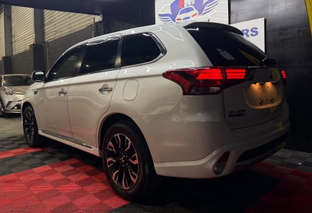 2016 Mitsubishi Outlander - photo 10