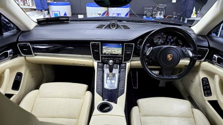 2016 Porsche Panamera - photo 20