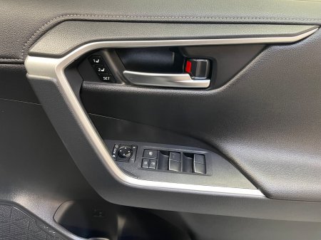 2021 Toyota RAV4 - photo 16
