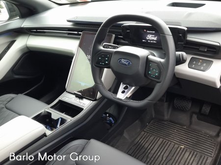2026 Ford Capri - photo 13