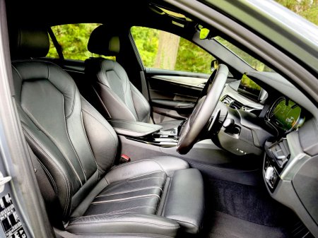 2017 BMW 5-Series - photo 11
