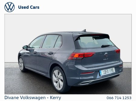 2022 Volkswagen Golf - photo 3