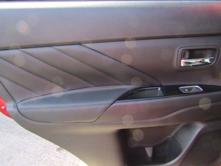 2017 Mitsubishi Outlander - photo 35