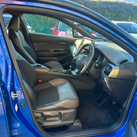 2021 Toyota C-HR - photo 8