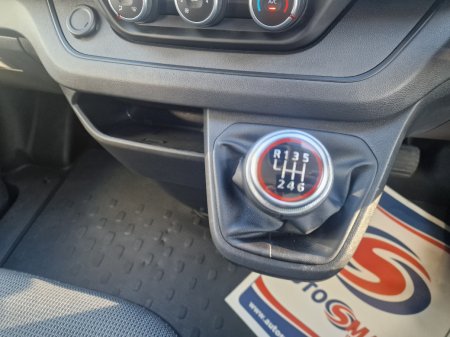 2024 Renault Trafic - photo 10