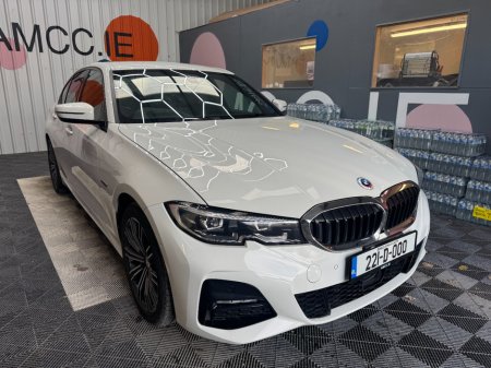 2022 BMW 3-Series 2022 BMW 330E M SPORT 29000KM AUTOMATIC 2.0/ PARKING CAMERA/ CRUISE CONTROL  / ELECTRIC MEMORY & HEA