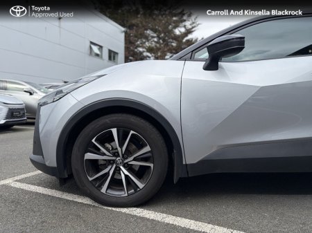 2025 Toyota C-HR - photo 12