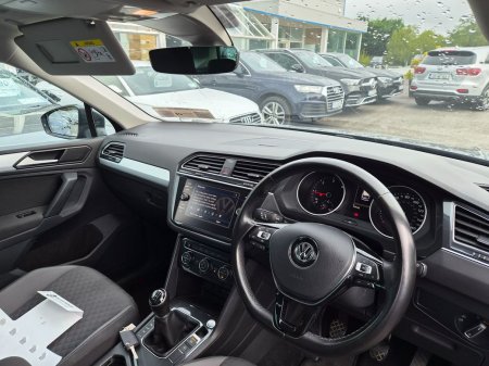 2019 Volkswagen Tiguan - photo 5