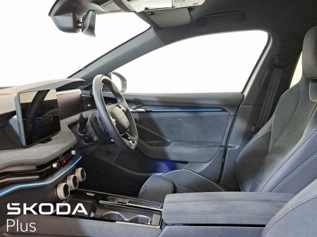 2026 Skoda Superb - photo 4