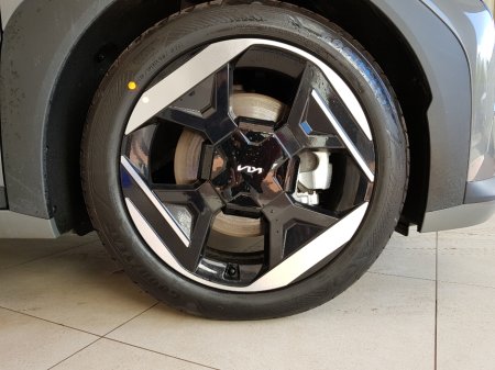 2026 Kia EV4 - photo 13
