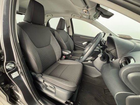 2023 Toyota Yaris - photo 18