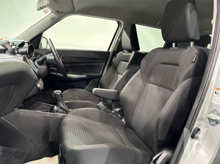 2022 Suzuki Swift - photo 21