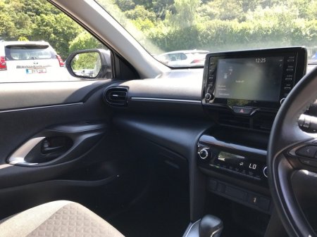 2024 Toyota Yaris Cross - photo 11