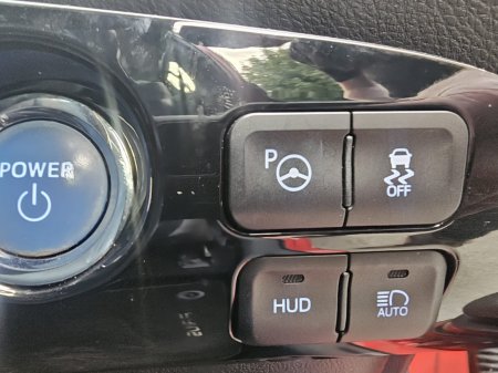 2017 Toyota Prius - photo 16