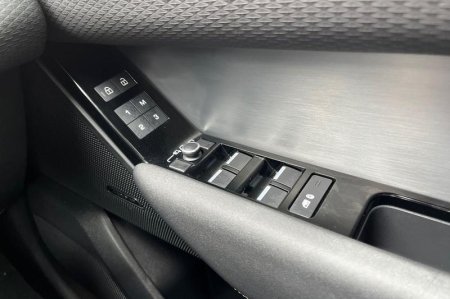 2022 Land Rover Range Rover Velar - photo 16
