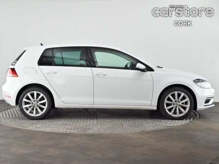 2019 Volkswagen Golf - photo 2