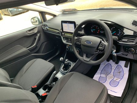 2022 Ford Fiesta - photo 12