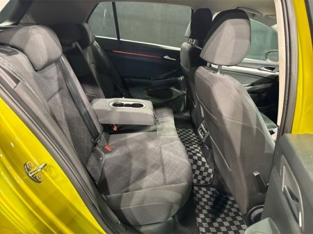 2021 Volkswagen Golf - photo 12