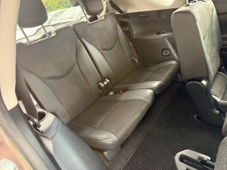 2015 Toyota Prius - photo 17
