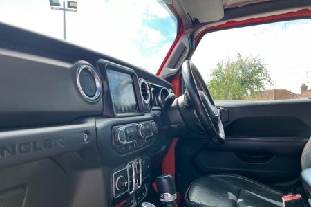 2019 Jeep Wrangler - photo 18