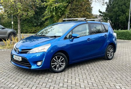 2014 Toyota Verso 1.6 D-4D 112bhp Aura (7 seater)