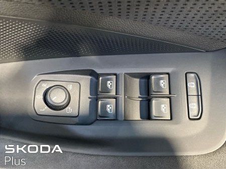 2025 Skoda Superb - photo 24