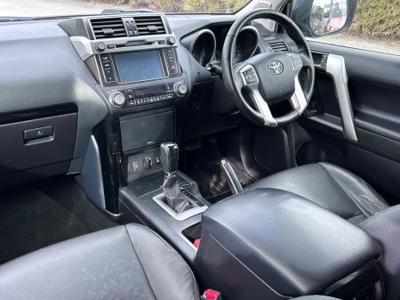 2016 Toyota Land Cruiser - photo 15
