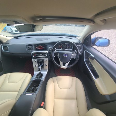 2017 Volvo V60 - photo 9