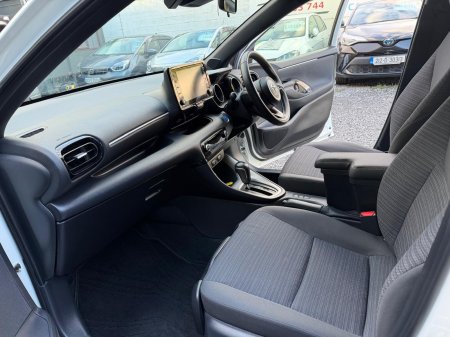 2021 Toyota Yaris - photo 5