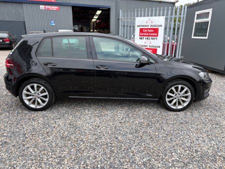 2017 Volkswagen Golf - photo 2