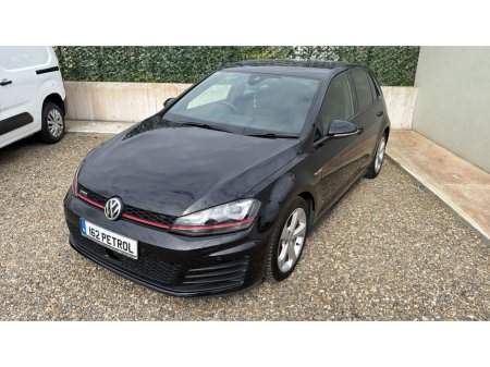 2016 Volkswagen Golf - photo 2