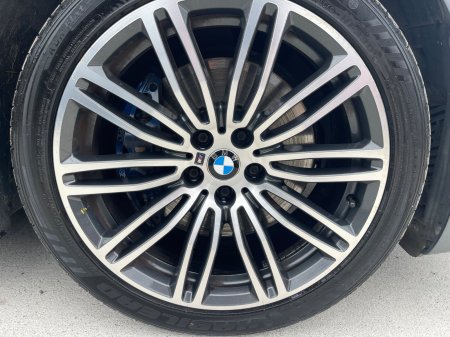 2020 BMW 5-Series - photo 8