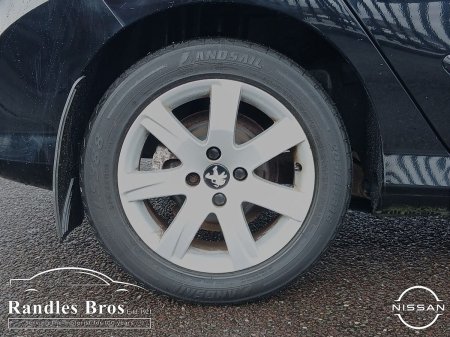 2012 Peugeot 308 - photo 8