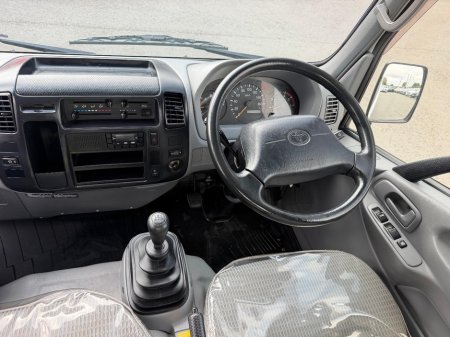 2016 Toyota Dyna - photo 14