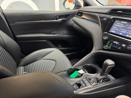 2019 Toyota Camry - photo 13