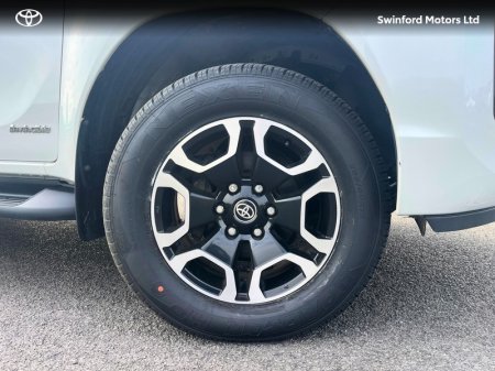 2023 Toyota Hilux - photo 11