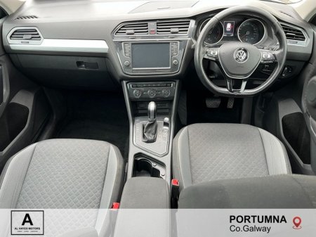 2017 Volkswagen Tiguan - photo 2