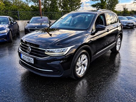 2023 Volkswagen Tiguan - photo 4