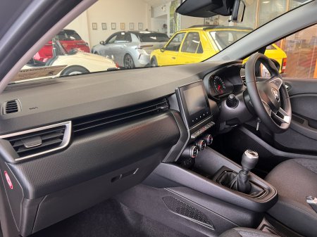 2023 Renault Clio - photo 14