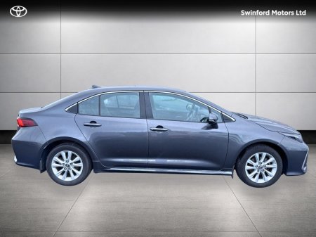 2024 Toyota Corolla - photo 3