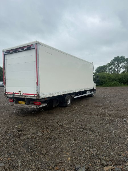2020 DAF LF180 - photo 4