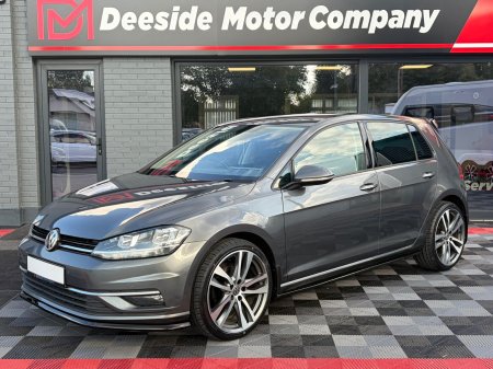 2019 Volkswagen Golf - photo 2