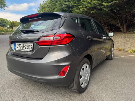 2022 Ford Fiesta - photo 9