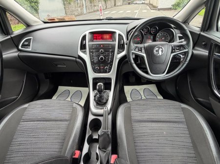 2015 Vauxhall Astra - photo 15