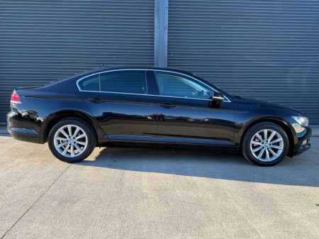 2017 Volkswagen Passat - photo 3