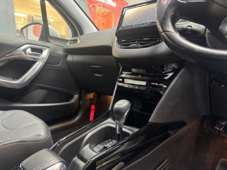 2018 Peugeot 2008 - photo 11