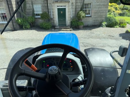 2015 New Holland T7.250 - photo 17