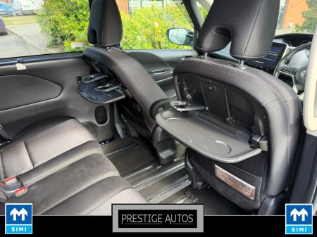 2019 Nissan Serena - photo 17
