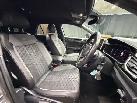 2023 Volkswagen T-Roc - photo 22